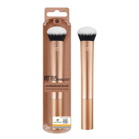 Real Techniques Angled Foundation/Powder Brush R106