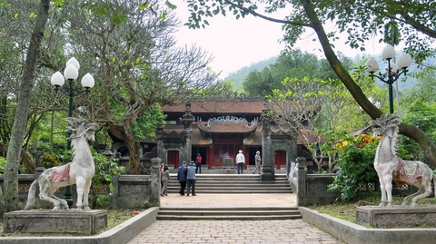 Hà Nội - Đền Sóc - Chùa Non Nước - Thành Cổ Loa