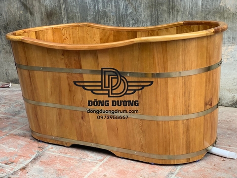 Bồn tắm gỗ PơMu bầu dục bo viền đẹp