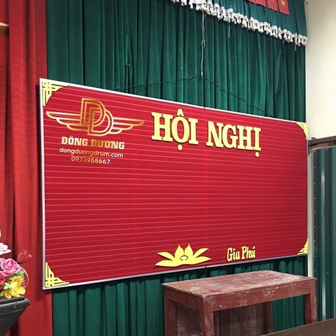 chữ xốp dán bảng nỉ đỏ