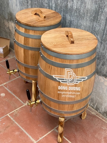 thùng gỗ sồi ủ rượu cao cấp