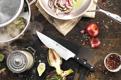 Tìm hiểu thông tin về bộ dao làm bếp Zwilling của Đức - Vì sao dao Zwilling tốt và được nhiều đầu bếp khuyên dùng?