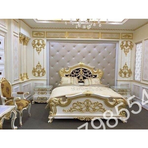 Nội thất phòng ngủ mạ vàng