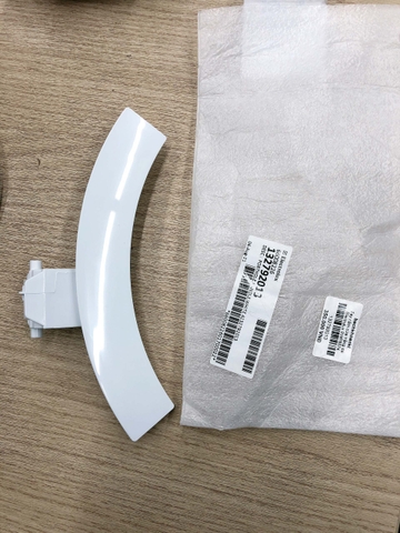 Tay nắm cánh cửa máy giặt Electrolux dài - Chính Hãng