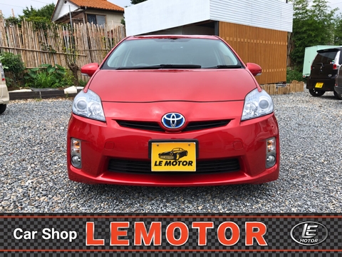 TOYOTA プリウス 1.8S