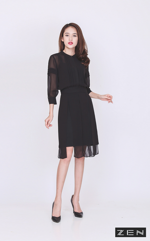 DG 16/V338/XL/01/VÁY XÒE, CỔ TÀU, BÈO CỔ VÀ NGỰC, CHÂN TÀ NHIỀU MẢNH, MÀU ĐEN