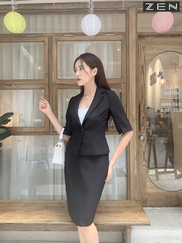 20/A023/01 ÁO VEST, TAY LỠ XẺ, MÀU ĐEN