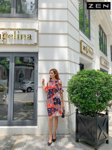 20/V048/01 VÁY SUÔNG A, HỞ VAI, HOA SẮC MÀU