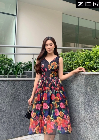 21/V059/02/VÁY XÒE, SN, CỔ V, HOA CÚC ĐỎ