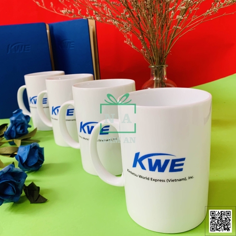 ly-su-bat-trang-400ml-in-logo-KWE