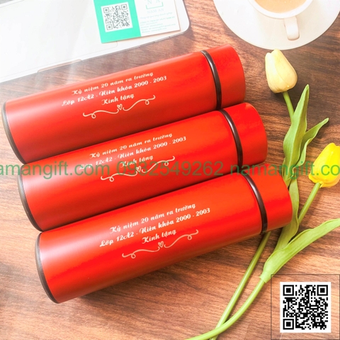 qua-tang-binh-giu-nhiet-khac-noi-dung-theo-yeu-cau