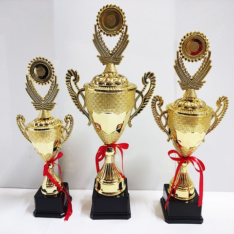 Cúp Nhựa Giá Rẻ 1865