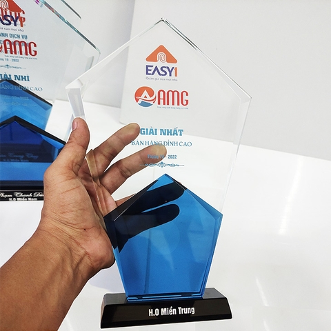 Biểu trưng pha lê thẻ bài