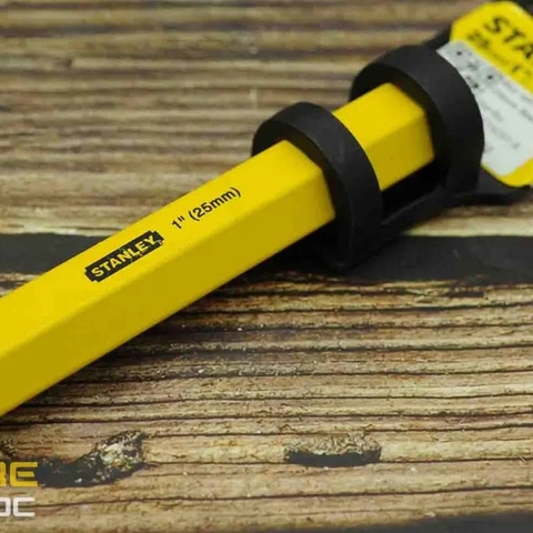 Đục sắt dẹp 25mm Stanley STHT16291-8