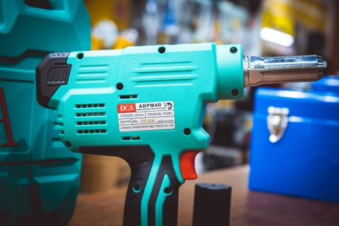 Máy rút river dùng pin (12V) DCA ADPM40EK