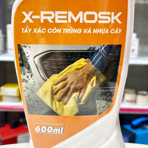 Dung dịch tẩy nhựa cây và xác côn trùng 600ml Ekokemika X-REMOSK
