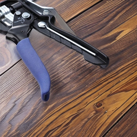 Súng bơm Silicon cao cấp Workpro WP224001