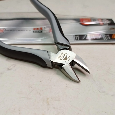 Kìm cắt dây điện nặng 150mm Fujiya dòng AKN-150G