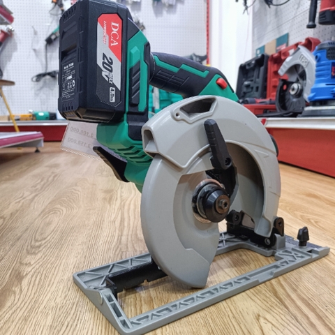 Máy cưa đĩa pin 20V 165mm DCA ADMY165DM