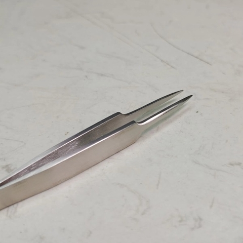 Cây nhíp kỹ thuật tĩnh điện mũi thẳng Fujiya FPT03A-115