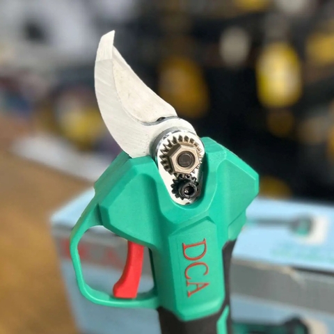 Thân máy cắt cành dùng pin 20V DCA ADYD25Z