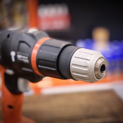 Máy khoan pin đa năng 18V Back&Decker EVO185B1