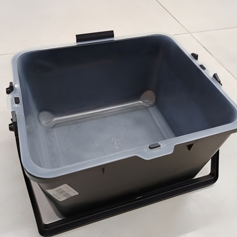 Xô lót đi kèm cùng xô nhựa đen Maru-T PM511