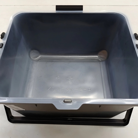Xô lót đi kèm cùng xô nhựa đen Maru-T PM511