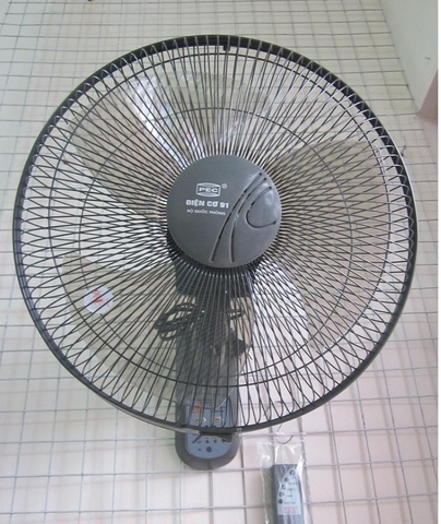 Quạt treo điều khiển từ xa kiểu mới Điện cơ 91 QTT-ĐKA
