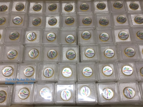 Đặt in Logo Huy hiệu Du lịch, Quà tặng Du lịch chất lượng tại Hà Nội