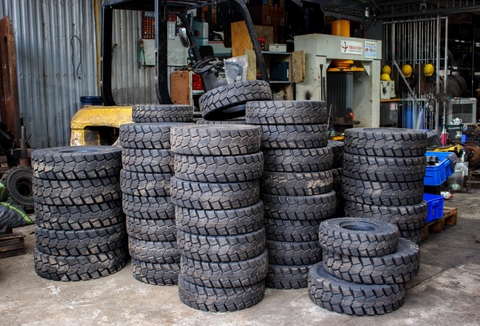 Cấu tạo lốp xe nâng, hướng dẫn sử dụng và bảng giá lốp xe nâng