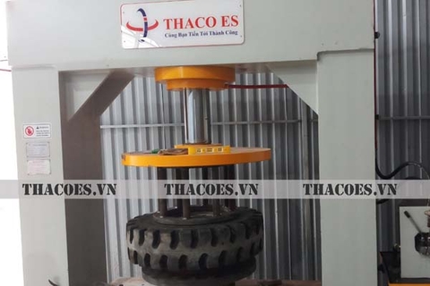 BẢNG GIÁ DỊCH VỤ THAY LỐP ĐẶC XE NÂNG | VỎ ĐẶC XE NÂNG