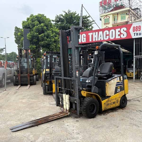 XE NÂNG CŨ 2.5 TẤN KOMATSU ĐIỆN (Bình GS 2024)