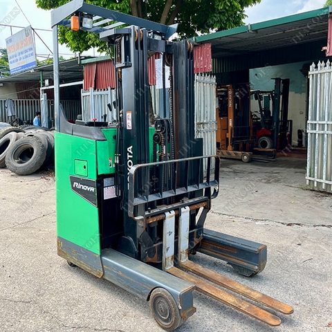 Toyota điện 1,3 tấn đứng lái đời 2021 giá rẻ (8FBRS13-10238)