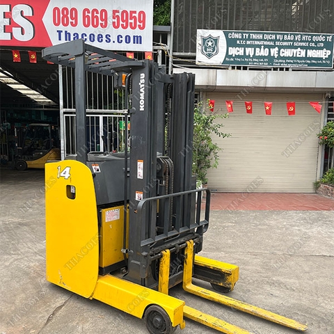 Xe nâng Komatsu 1,4 tấn điện đứng lái đời 2020