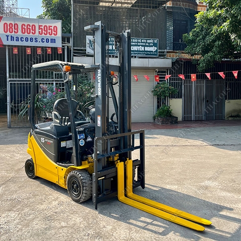 Komatsu 1,5 tấn điện ngồi lái 2014, bình Kobe 2024 tốt