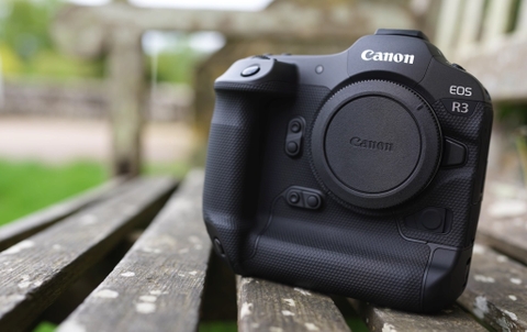 Canon EOS R3 sẽ ra mắt cuối năm nay