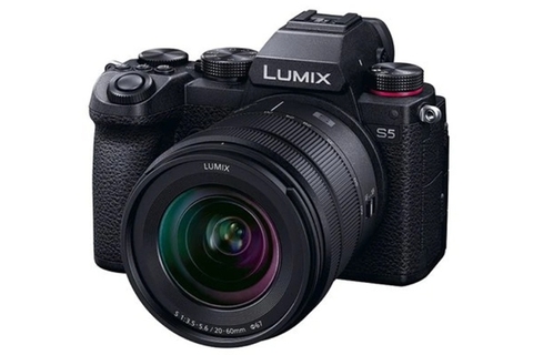 PANASONIC CHUẨN BỊ RA MẮT MÁY ẢNH SỐ MỚI VỚI GIÁ HẤP DẪN