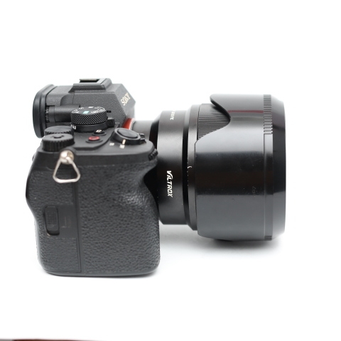 Combo Sony Alpha 7 Mark IV và Lens Viltrox 85mm f1.8 Cũ - Tuyệt Đỉnh Chân Dung Xóa Phông