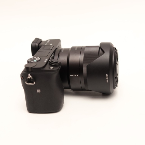Máy Ảnh Sony A6400 (95%) Kèm Ống Kính Sony 16-70mm f/4 ZA OSS Zeiss - Máy Ảnh Cũ Hà Nội