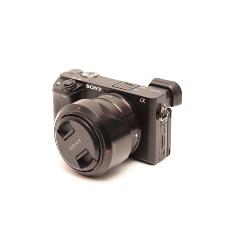 Máy Ảnh Sony A6400 (95%) Kèm Ống Kính Sony E 35mm f/1.8 OSS - Máy Ảnh Cũ Hà Nội