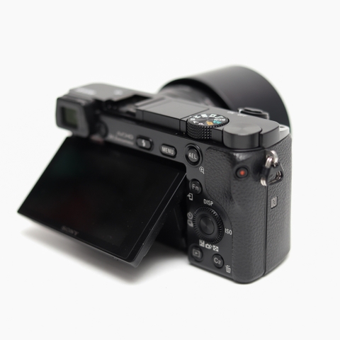Bộ Máy Ảnh Sony A6000 + Lens Sony E 50mm f/1.8 OSS Đã Qua Sử Dụng - Máy Ảnh Cũ Hà Nội