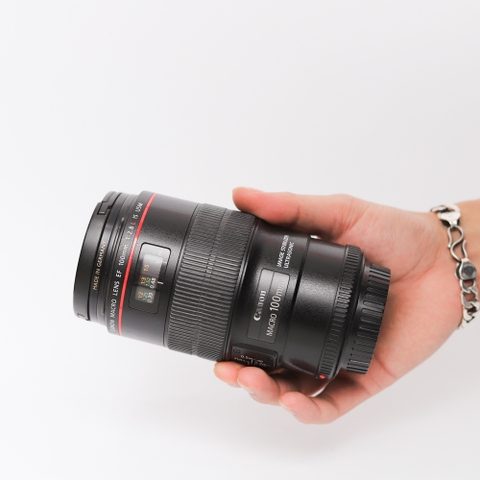 Canon EF 100mm f/2.8L Macro IS USM (Used)