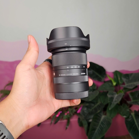 Sigma 18-50mm f/2.8 DC DN (C) For Sony (Used)