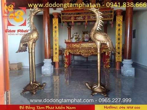 Đôi hạc chầu bằng đồng đỏ bàn giao cho khách hàng tại Nghệ An