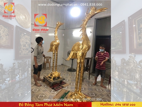 Đôi hạc thờ bằng đồng thếp vàng 9999 cao 2m2
