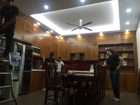 Tủ Bếp Gỗ Dổi TBGD 05