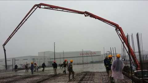 Kinh nghiệm khi thi công đổ bê tông gặp trời mưa