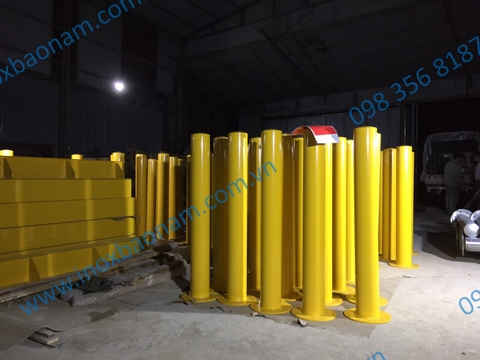TRỤ CHỐNG VA ĐẬP BẰNG THÉP SƠN TĨNH ĐIỆN