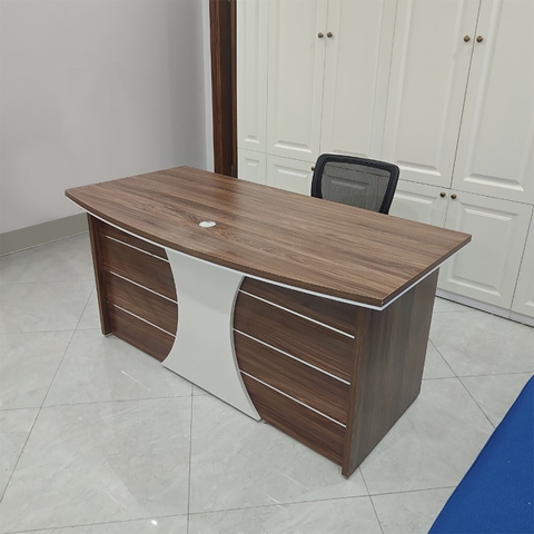 Bàn Giám Đốc BGD100